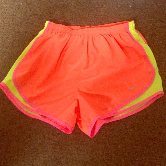 NIKE DRI FIT SHORTS - Picture 1 of 3